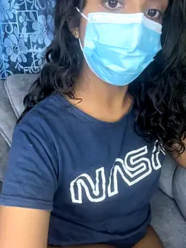 Snapshot of SukiyamaAsia chatting on October 24, 2025, 6:40 pm SukiyamaAsia online show from October 24, 2025, 6:40 pm