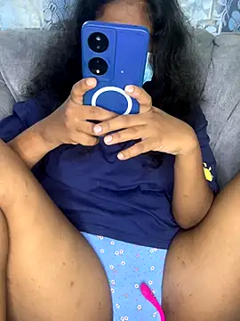 Snapshot of SukiyamaAsia chatting on November 24, 2025, 7:30 am SukiyamaAsia online show from November 24, 2025, 7:30 am