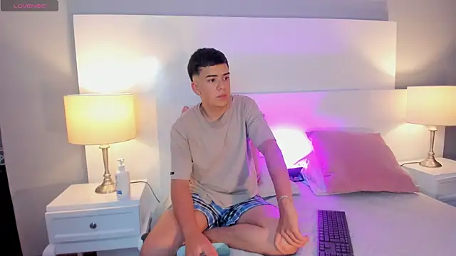 Dylan Katte online show from April 29, 2026, 12:04 am
