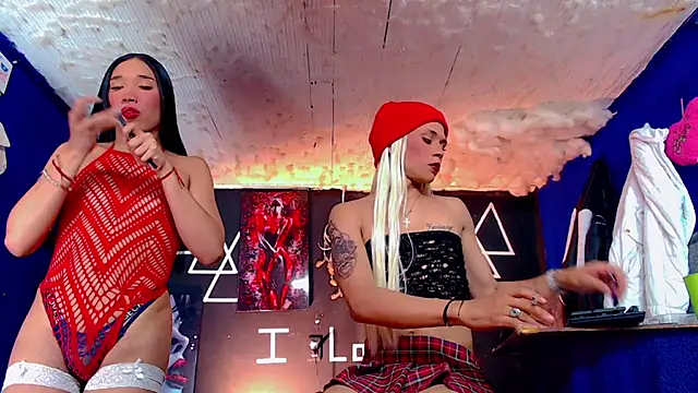 Fersexy Dolls online show from November 3, 2025, 2:28 am