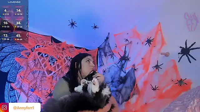 Snapshot of Anny_ferrer1 chatting on October 28, 2025, 10:09 pm Anny ferrer1 online show from October 28, 2025, 10:09 pm