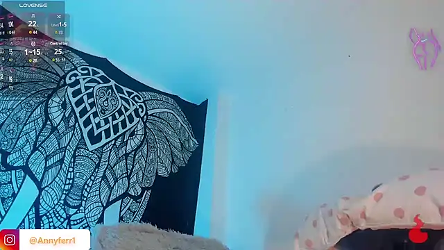 Snapshot of Anny_ferrer1 chatting on October 16, 2025, 12:19 am Anny ferrer1 online show from October 16, 2025, 12:19 am