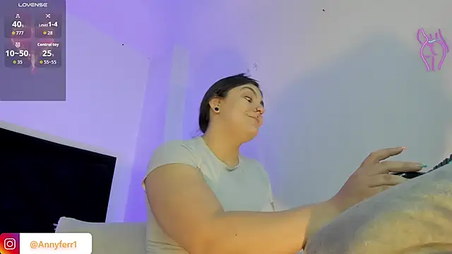 Snapshot of Anny_ferrer1 chatting on June 20, 2026, 8:03 pm Anny ferrer1 online show from June 20, 2026, 8:03 pm
