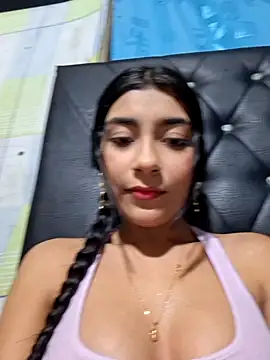 Snapshot of Sweed-virgin-pussy chatting on June 18, 2026, 2:32 am Sweed-virgin-pussy online show from June 18, 2026, 2:32 am