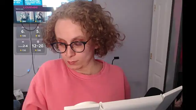 cinderellie online show from October 30, 2025, 3:38 am