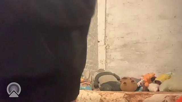 Thiagox03 online show from October 13, 2025, 2:46 am
