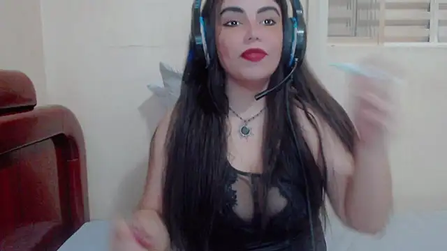 AgathaMendes online show from October 8, 2025, 3:41 am