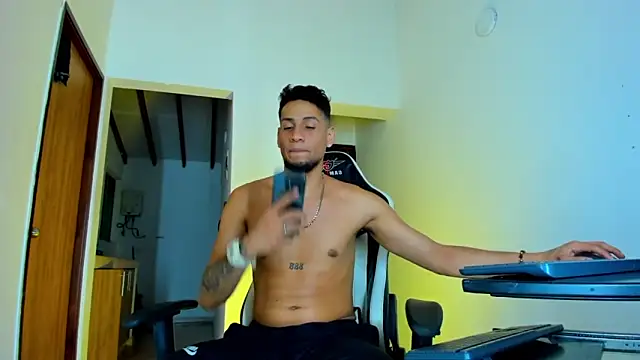 daddys insanee online show from October 7, 2025, 2:12 am