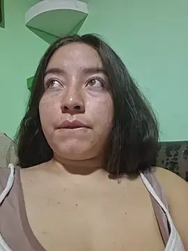 annyaparis online show from October 31, 2025, 12:40 am