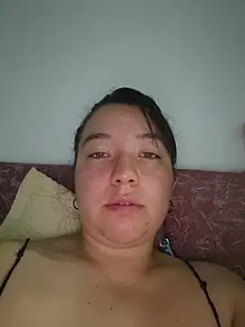 Snapshot of annyaparis chatting on June 2, 2026, 1:38 am annyaparis online show from June 2, 2026, 1:38 am