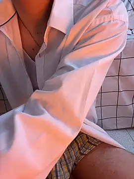 LiamMyst online show from October 19, 2025, 1:03 pm