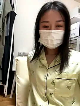 Snapshot of mia2_jp chatting on November 22, 2025, 2:43 am mia2 jp online show from November 22, 2025, 2:43 am