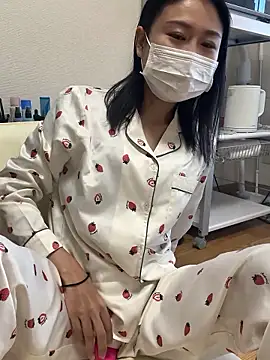 Snapshot of mia2_jp chatting on November 19, 2025, 5:29 am mia2 jp online show from November 19, 2025, 5:29 am