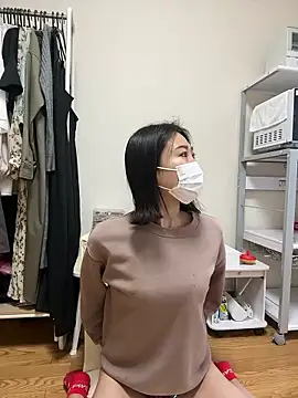 Snapshot of mia2_jp chatting on March 2, 2026, 8:10 am mia2 jp online show from March 2, 2026, 8:10 am