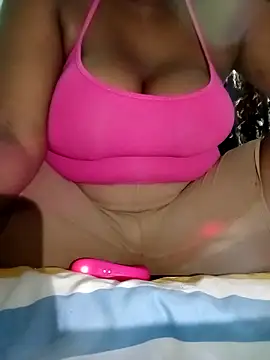 Snapshot of kelenkiey chatting on October 8, 2025, 5:20 am kelenkiey online show from October 8, 2025, 5:20 am