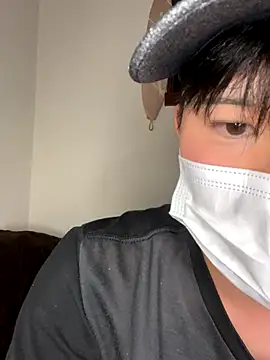 Snapshot of kumatan3434 chatting on October 18, 2025, 1:35 pm kumatan3434 online show from October 18, 2025, 1:35 pm