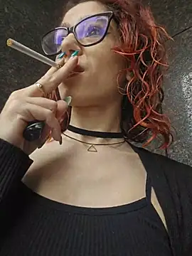 YuriXo online show from February 7, 2026, 7:49 am