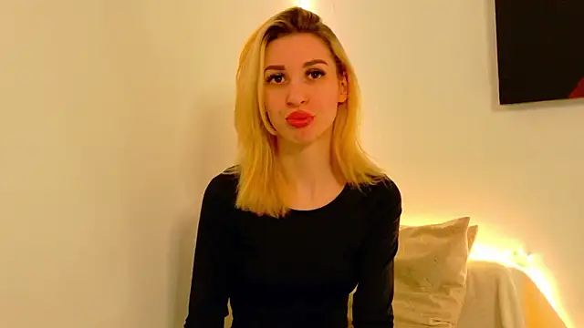 Sia a online show from March 18, 2026, 6:27 am