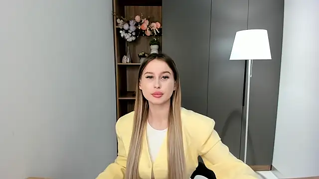 Snapshot of HattieCarranzo chatting on October 2, 2025, 3:10 am HattieCarranzo online show from October 2, 2025, 3:10 am