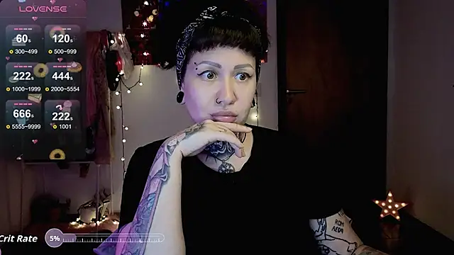 Snapshot of Senorita__Dakota chatting on November 30, 2025, 11:16 pm Senorita Dakota online show from November 30, 2025, 11:16 pm