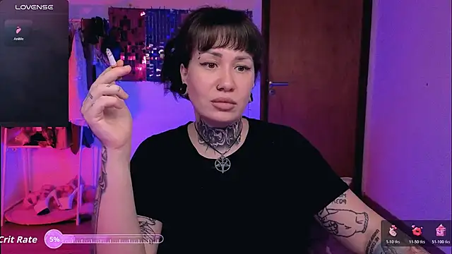 Senorita  Dakota online show from April 25, 2026, 9:56 pm