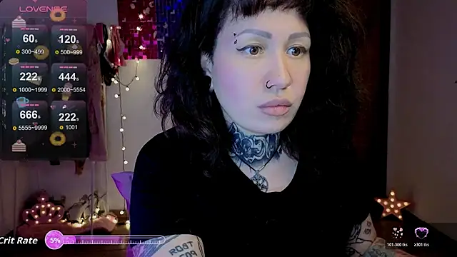 Snapshot of Senorita__Dakota chatting on November 29, 2025, 9:37 pm Senorita Dakota online show from November 29, 2025, 9:37 pm