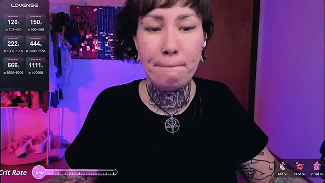 Senorita  Dakota online show from April 26, 2026, 11:13 pm