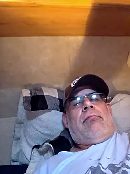 DeeBestEver online show from October 9, 2025, 10:54 pm