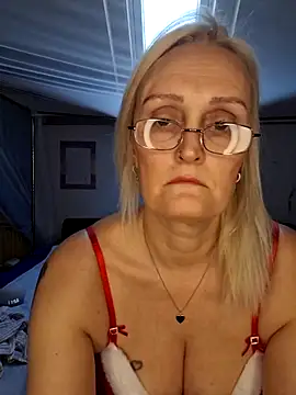 Snapshot of Jenny_Blum chatting on December 3, 2025, 10:58 am Jenny Blum online show from December 3, 2025, 10:58 am