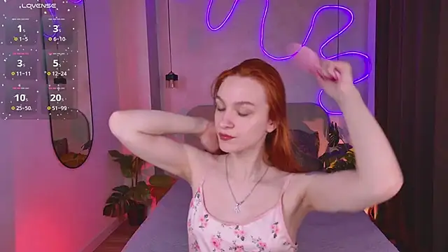 PollyMayer online show from May 4, 2026, 8:44 pm
