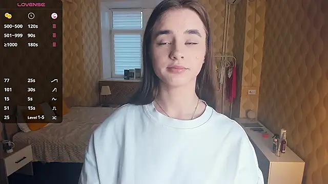 Snapshot of JinnyMcie chatting on November 17, 2025, 7:23 am JinnyMcie online show from November 17, 2025, 7:23 am