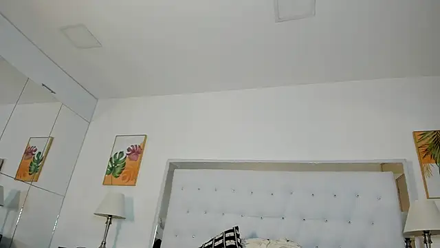 Peyton louise online show from October 10, 2025, 11:55 am