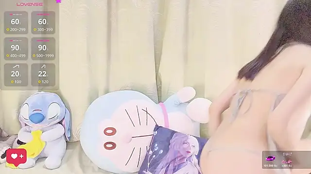 Snapshot of kindbee chatting on November 11, 2025, 9:37 am kindbee online show from November 11, 2025, 9:37 am