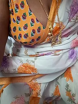 Snapshot of Tamil_Ammani chatting on February 28, 2026, 8:25 am Tamil Ammani online show from February 28, 2026, 8:25 am