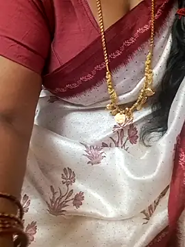 Snapshot of Tamil_Ammani chatting on March 13, 2026, 1:10 am Tamil Ammani online show from March 13, 2026, 1:10 am