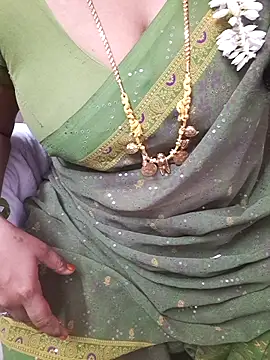 Snapshot of Tamil_Ammani chatting on March 4, 2026, 11:12 pm Tamil Ammani online show from March 4, 2026, 11:12 pm