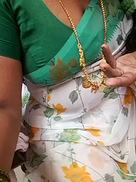 Snapshot of Tamil_Ammani chatting on February 12, 2026, 8:19 pm Tamil Ammani online show from February 12, 2026, 8:19 pm