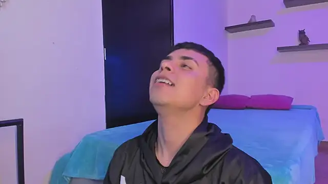 Snapshot of Nyko_ds chatting on November 15, 2025, 4:27 am Nyko ds online show from November 15, 2025, 4:27 am