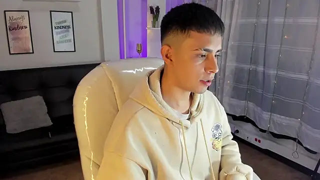 Snapshot of Nyko_ds chatting on November 1, 2025, 4:08 am Nyko ds online show from November 1, 2025, 4:08 am