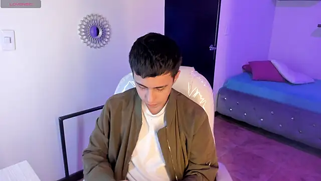 Snapshot of Nyko_ds chatting on December 1, 2025, 3:40 am Nyko ds online show from December 1, 2025, 3:40 am