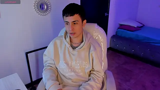 Snapshot of Nyko_ds chatting on November 29, 2025, 4:23 am Nyko ds online show from November 29, 2025, 4:23 am