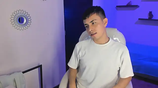 Snapshot of Nyko_ds chatting on November 12, 2025, 4:27 am Nyko ds online show from November 12, 2025, 4:27 am