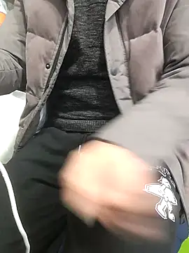 chougegg0214 online show from December 23, 2025, 2:22 am