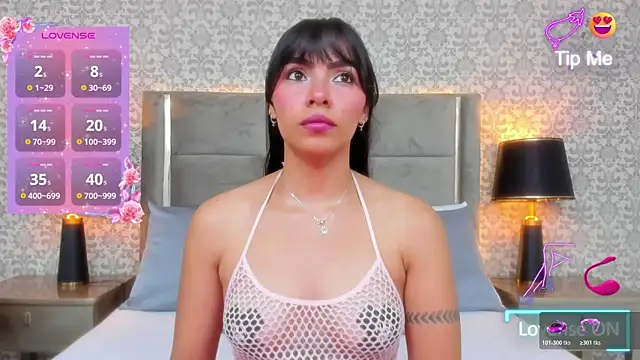 KoralBlum online show from November 6, 2025, 1:31 am