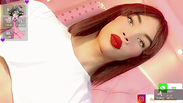 Snapshot of Daphnne_XXX chatting on October 12, 2025, 7:15 pm Daphnne XXX online show from October 12, 2025, 7:15 pm