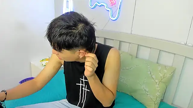 Snapshot of StiwenTwink chatting on November 11, 2025, 12:22 pm StiwenTwink online show from November 11, 2025, 12:22 pm