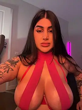 Niinarosee online show from March 26, 2026, 4:27 pm