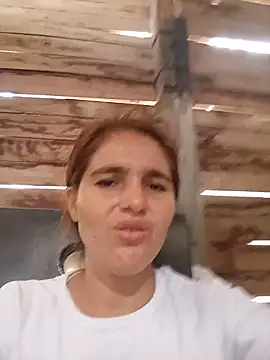 Snapshot of antonellahotimida chatting on June 4, 2026, 2:44 pm antonellahotimida online show from June 4, 2026, 2:44 pm