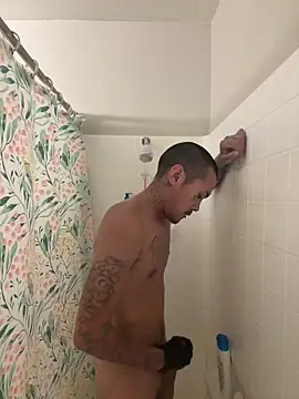 Snapshot of Loadedeggs chatting on October 2, 2025, 1:42 am Loadedeggs online show from October 2, 2025, 1:42 am