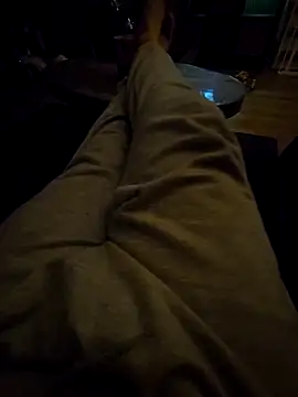 Snapshot of hot-brabo chatting on October 8, 2025, 7:03 pm hot-brabo online show from October 8, 2025, 7:03 pm